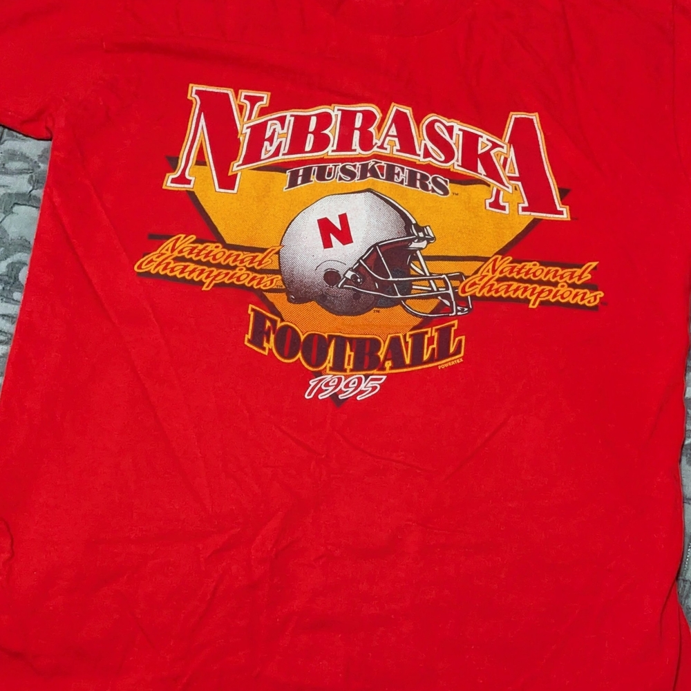 Vintage Nebraska Cornhuskers Football 1995 National Champs T-shirt, Large